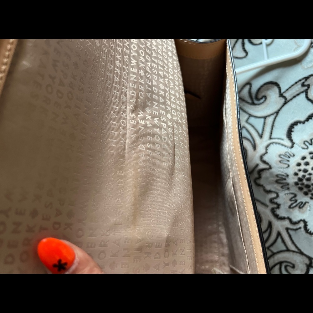 Kate Spade Crossbody - Picture 3 of 5